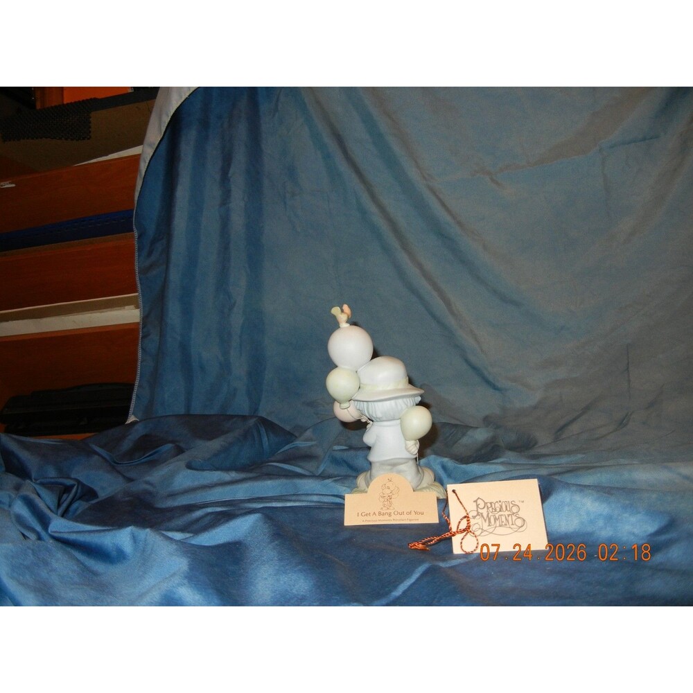 Precious Moments set - Picture 4 of 16